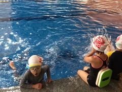 -奥龙堡游泳馆(广纸店)