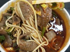 -薛记襄阳香辣牛肉面(平安路店)