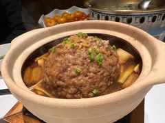 葱烧狮子头-和和小厨