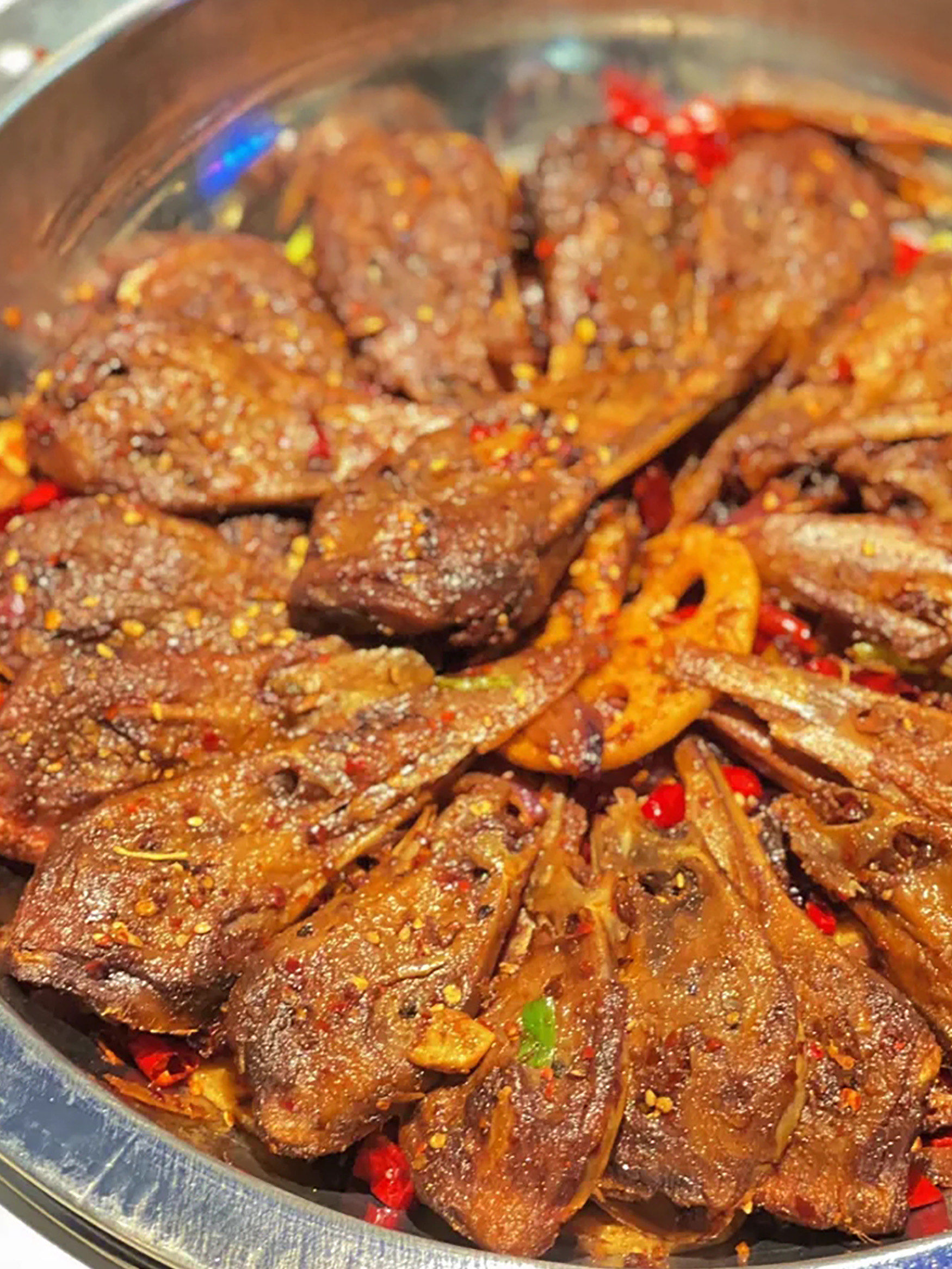 招牌干锅鸭头,绝对让你忍不住舔屏啊!