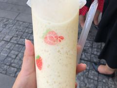 酸奶冰沙-和田爱乐塔西娜刨冰粽子