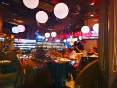 大堂-日进一片海.生腌海鲜火锅.宵夜烧烤(三里屯总店)