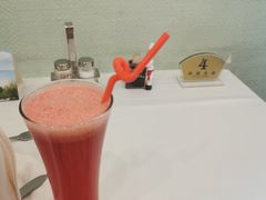 鲜榨西瓜汁-小白桦西餐厅