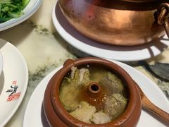 汽锅鸡-蔼若春.传承三十年云南菜(金碧公园店)