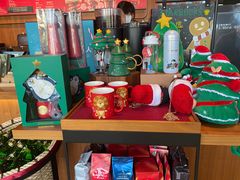 零售区-星巴克(广州百信广场东区店)