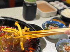 招牌红油锅底-钢管厂五区小郡肝串串香(南山店)