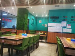 大堂-合合春饼·酱骨·东北菜(潘家园店)