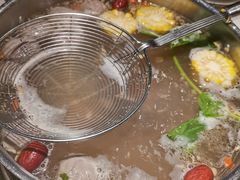 -牛人日志·鲜牛肉骨汤火锅(万科里瑧店)