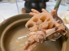 莲藕煲鸡脚-文记壹心鸡(宝华路店)
