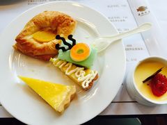 -安徽饭店·白鹭阁自助餐厅(梅山路店)