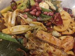 -拿渡麻辣香锅(世茂广场·工三店)