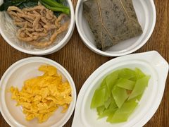 -雪梅月子中心(华侨城店)