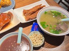 牛肉粉丝汤-鑫震源·苏式大虾生煎(山塘街店)