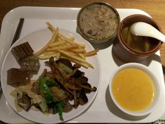 -感恩心素食馆(百世广场店)