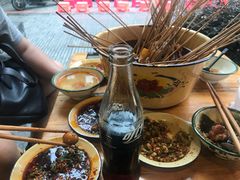 -拈签一笑黄牛肉辣卤串串