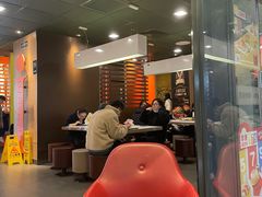 -麦当劳(华宁弘基生活中心店)