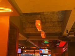 -何师烧烤Pro ·江湖川菜·小龙虾·精酿(太古里旗舰店)