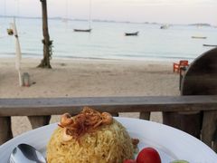 -Baan Ploy Samed Restaurant ร้านอาหารบ้านพลอยเสม็ด