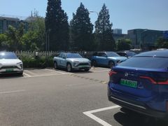 -蔚来体验中心(北京亦庄店)