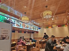 -乡土特色.冷锅鱼.牦牛肉汤锅