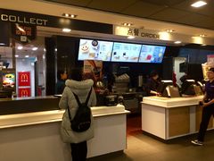-麦当劳(新华路步步高店)