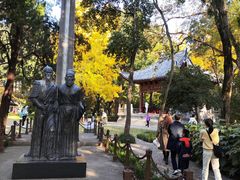 -汇龙潭