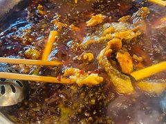 全红味锅底-肖肖酸萝卜鱼火锅(总店)