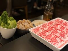 -鲜入唯煮·港式海鲜牛肉火锅(金宝街店)