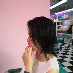 -变画·发型STUDIO