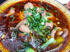 -胥佳烧鸡公牛肉面馆