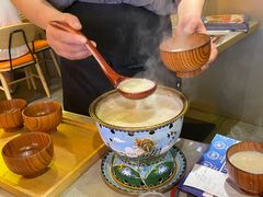 -沪上名羊天下•烤羊腿•东北烧烤•小龙虾(浦东直营总店)