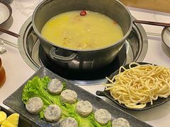 -汤宴·参须肚包鸡(南京路店)