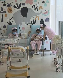 -金鹰国际月子中心(新街口店)
