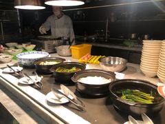 -飨食汇全日制餐厅·昆山皇冠假日酒店(九方店)