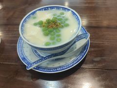 -蟹上黄·蟹黄面·江南糖水(人民广场店)
