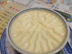 -广信牛奶甜品世家(台东店)