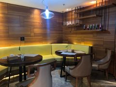 -优逸酒店(柳州窑埠古镇万象城店)