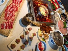 -二荆条·蜀鲜汇城市森林火锅