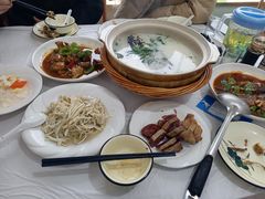 -天乐农家鱼头王(天目湖店)