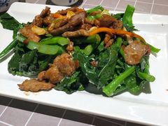 芥兰炒牛肉-老廣食堂(区庄店)