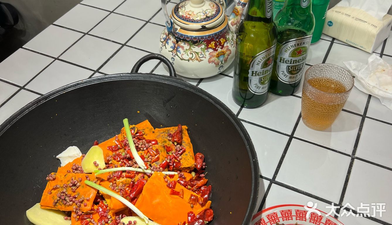 重庆慧姐老火锅夜～