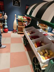 -奈尔宝·儿童乐园·亲子餐厅(华采天地店)