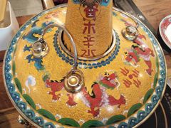 -毛辣果·贵州红酸汤牛肉火锅(西单店)