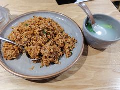 咸蛋黄酱油海鲜炒饭-样样体面(宝安支路店)