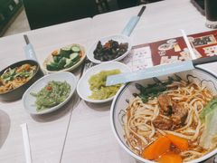 -康师傅私房牛肉面(马泉营奥莱店)