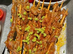-威记烧嘢·南宁烧烤·超级生牛(绿地店)