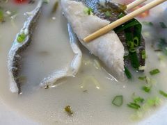 雪菜黄鱼面-玖鲜小笼(中山广场店)