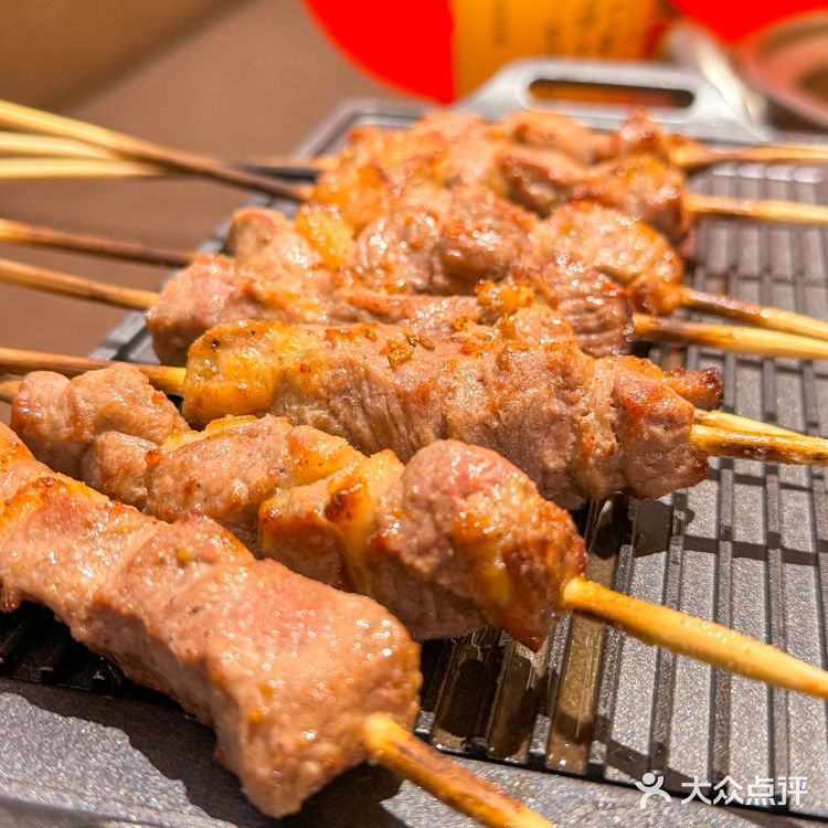 ️朝阳门新开了一家特色融合菜，中午领导请客