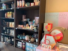 零售区-星巴克臻选(威海威高广场店)