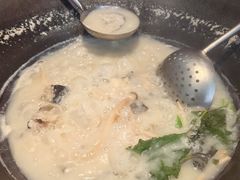 -陈大锅·岳阳鱼馆·地道岳阳菜(美食街店)